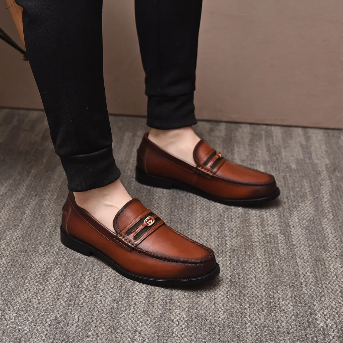 Men's shoes 💰580 📛📛Original (water-dyed cow lining) Gucci GUCCI official website formal shoes 🌀 Italian 🇮🇹 imported cowhide ➕ top imported water-dyed cowhide lining 💋 fine handmade original bottom, the real thing looks better when photographed in person Standard size 38-44